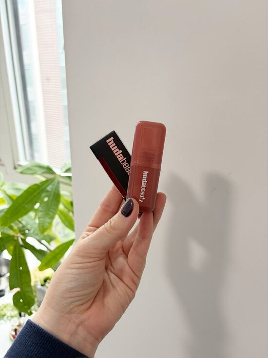 HUDA BEAUTY Other - NEW Huda Beauty Blush Filter Liquid Blush in Strawberry Latte